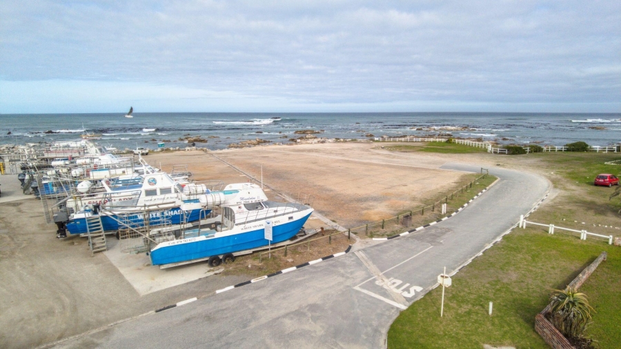 3 Bedroom Property for Sale in Kleinbaai Western Cape